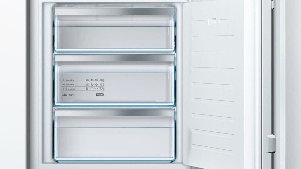 Bosch GIV11AFE0  Einbaugefrierschrank  167 kWh/Jahr  72 Liter 